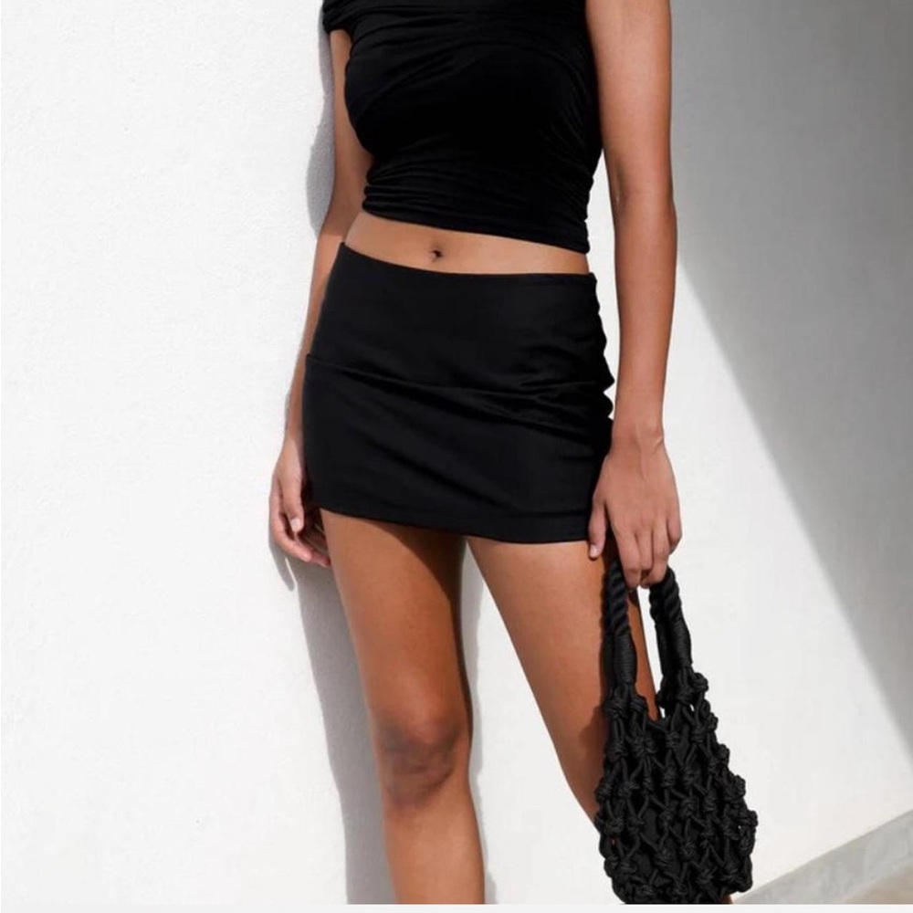 Elegant Black Mini Skort